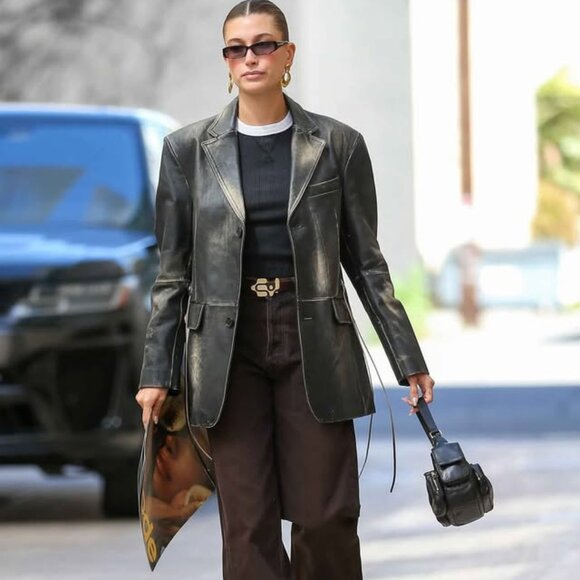 Leather jacket 90's style (Hailey Bieber) - Picture 1 of 4